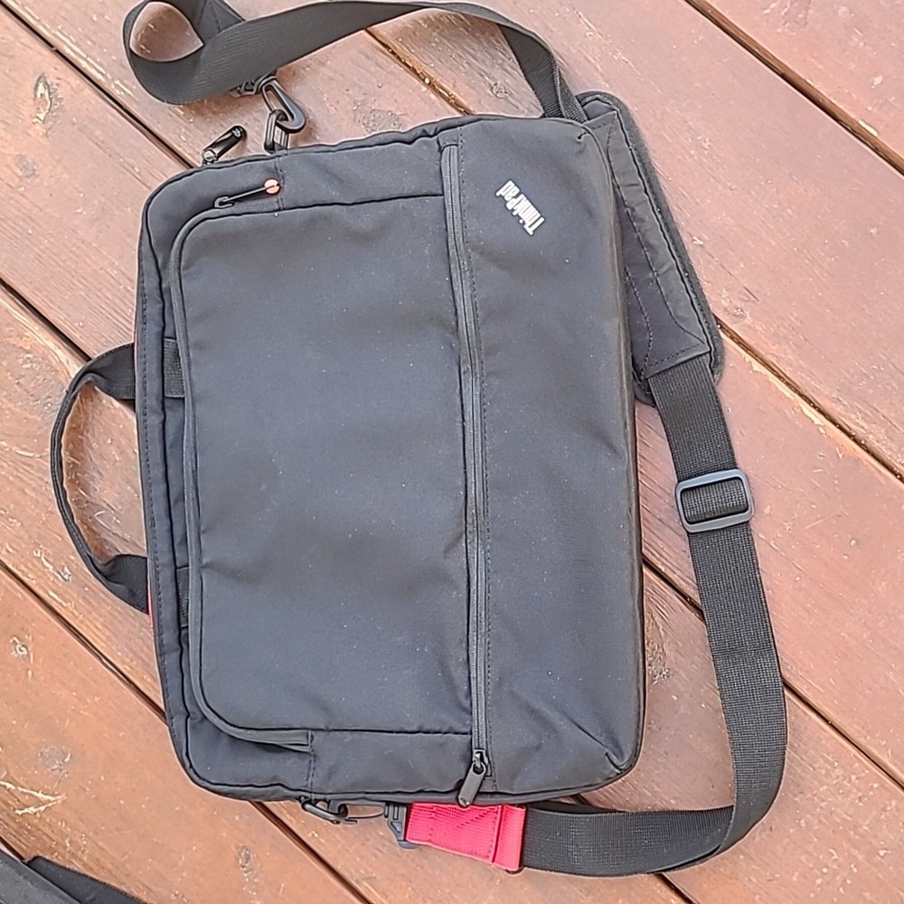 Lenovo ThinkPad Essential Top Load Laptop Bag Black 15.6"